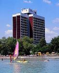 3 csillagos Hotel Marina Balatonfüreden közvetlenül a vízparton helyezkedik el ✔️ Hotel Marina*** Balatonfüred - Akciós all inclusive hotel Balatonfüreden - ✔️ Balatonfüred